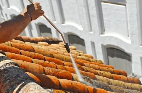 Nettoyage de toitures - Saint-Pierre-les-Étieux